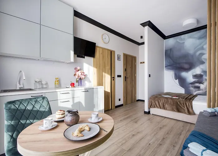 Superapart Komitetu Obrony Robotnikow 42a Warszawa